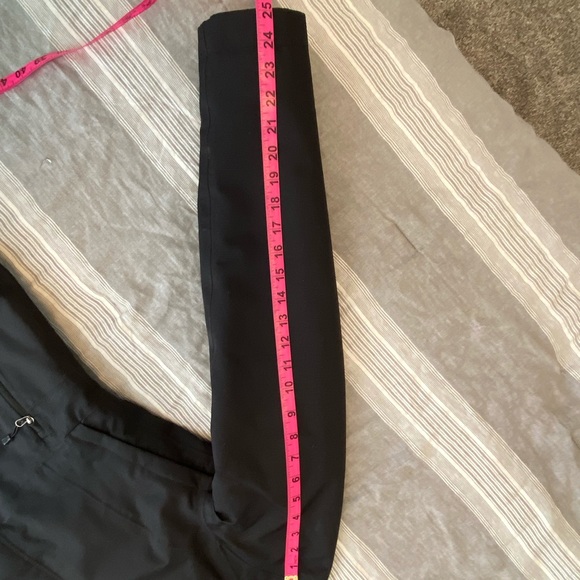 The North Face Coat Size Small - Black - Picture 15 of 16